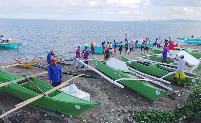 Philippines Typhoon Appeal donations put to work by Oxfam to support local fishermen